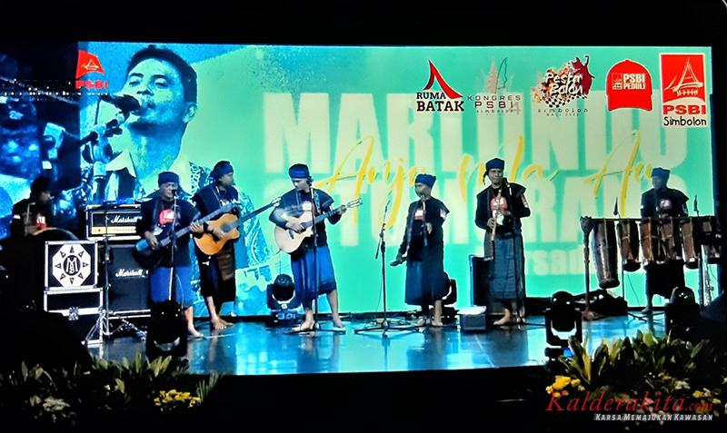 Konser Tribute to Marlundu yang diprakarsai PSBI (Persatuan Simbolon dan Boruna Indonesia) (foto: P Hasudungan Sirait/Kalderakita.com)